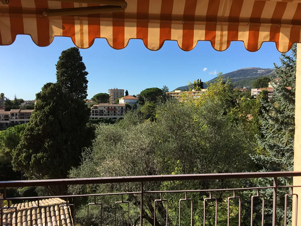 Appartement 3 pièces à Vence