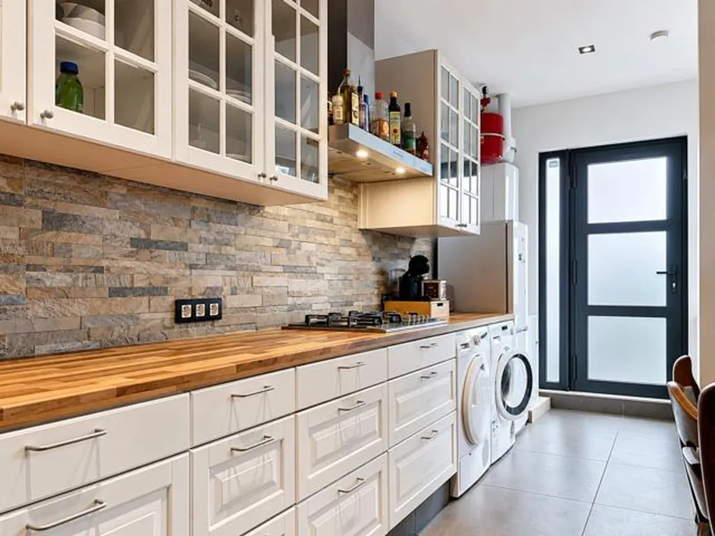 Cucina - Versatile House with Studio in Bierges