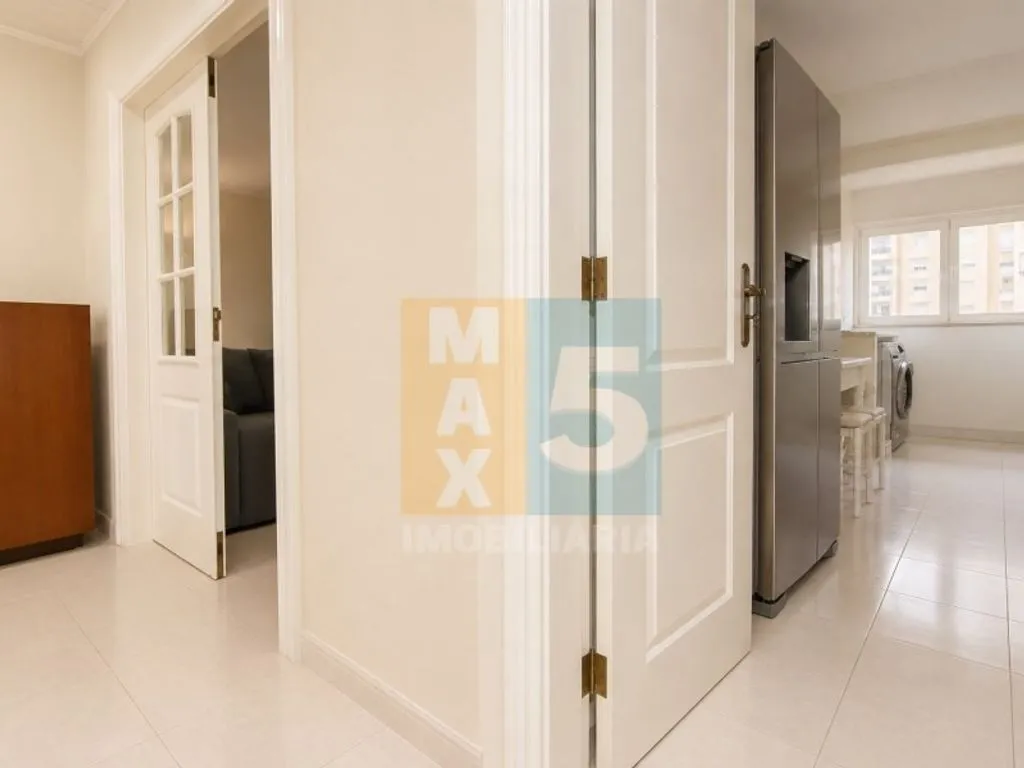 Köök - Luxury Duplex Flat with Garage in Odivelas