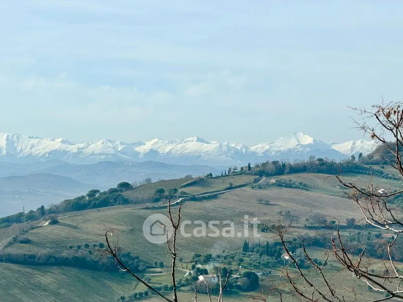 Cielo-Terra House with Panoramic Terrace in Massignano