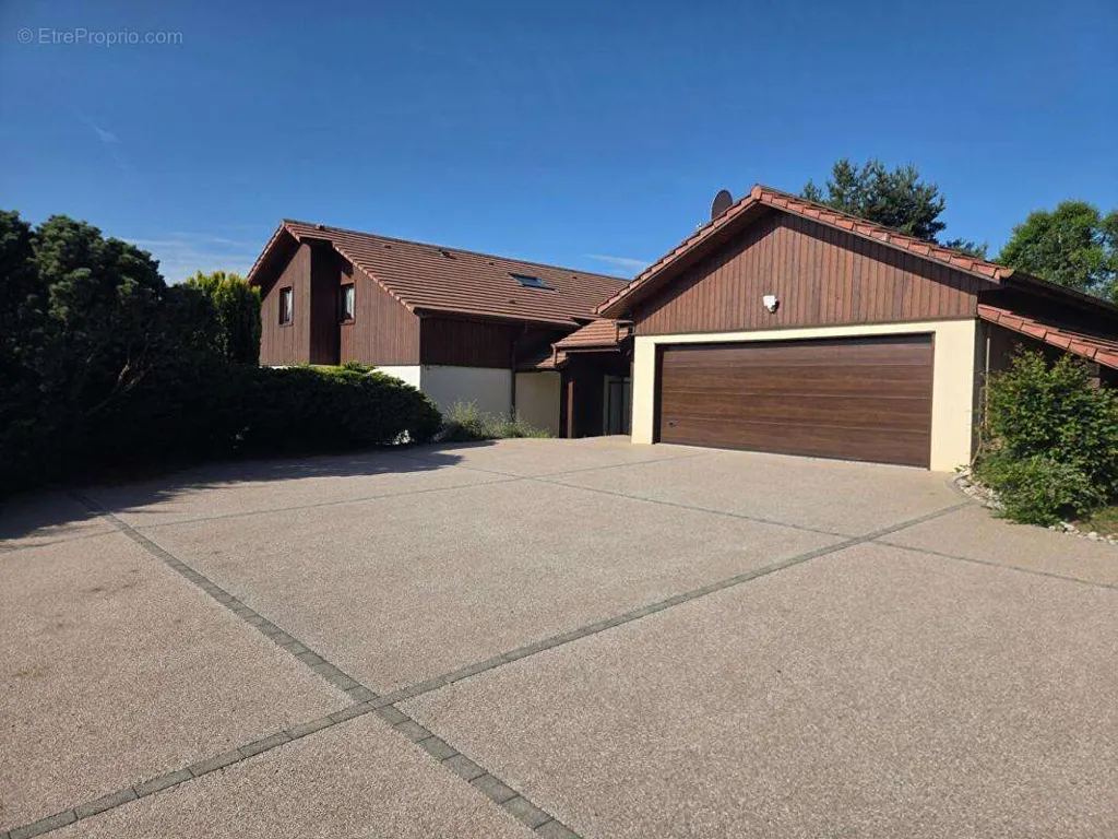 Extérieur - Maison d'Architecte avec Vue Panoramique à Saint-Nabord