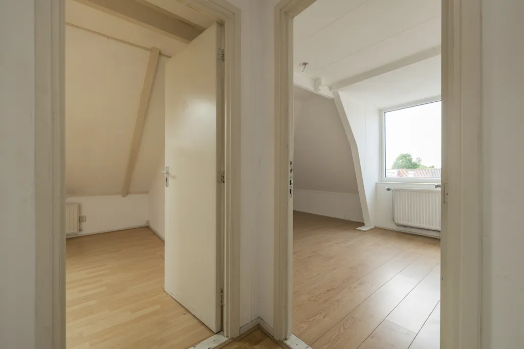 Pièces - Charming Maisonette with Balcony in Leiden