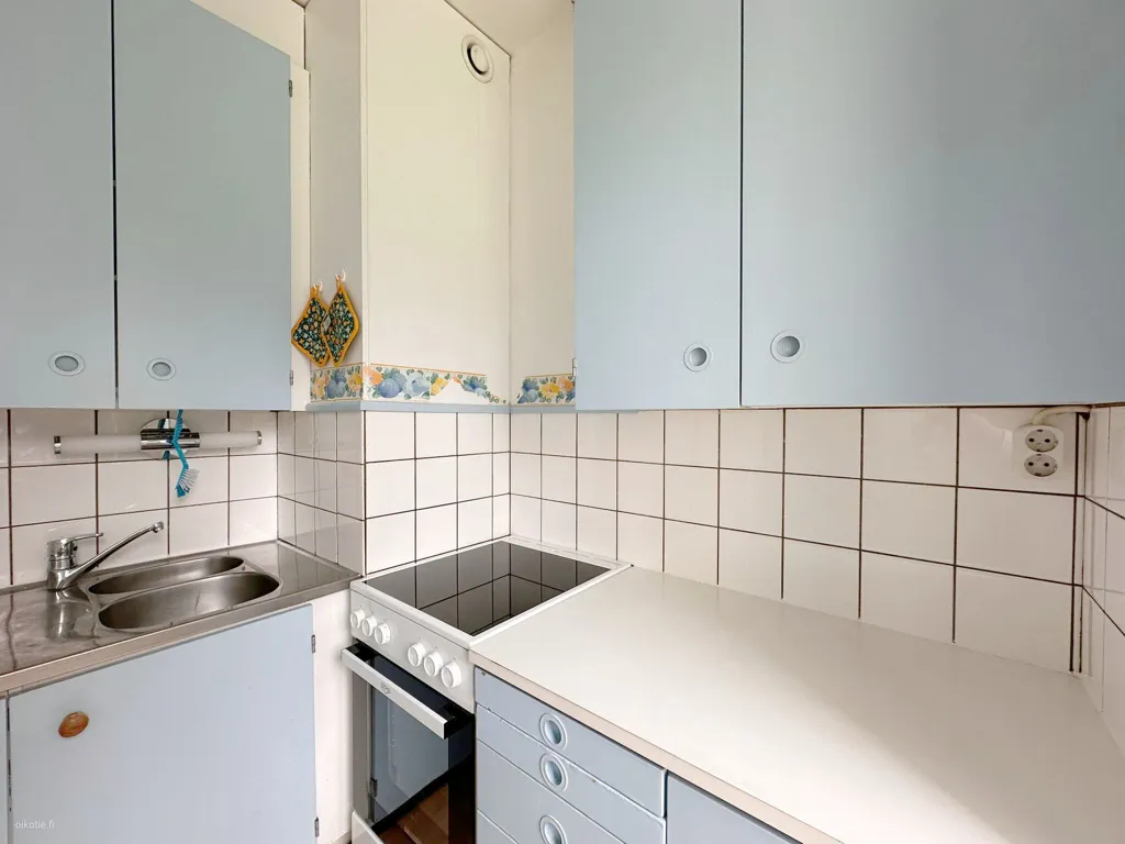 Cuisine - Bright Studio with Balcony in Laajalampi, Mikkeli