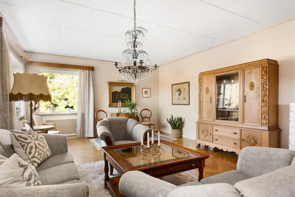 Séjour - Disponent Villa with Lake View in Lindesberg