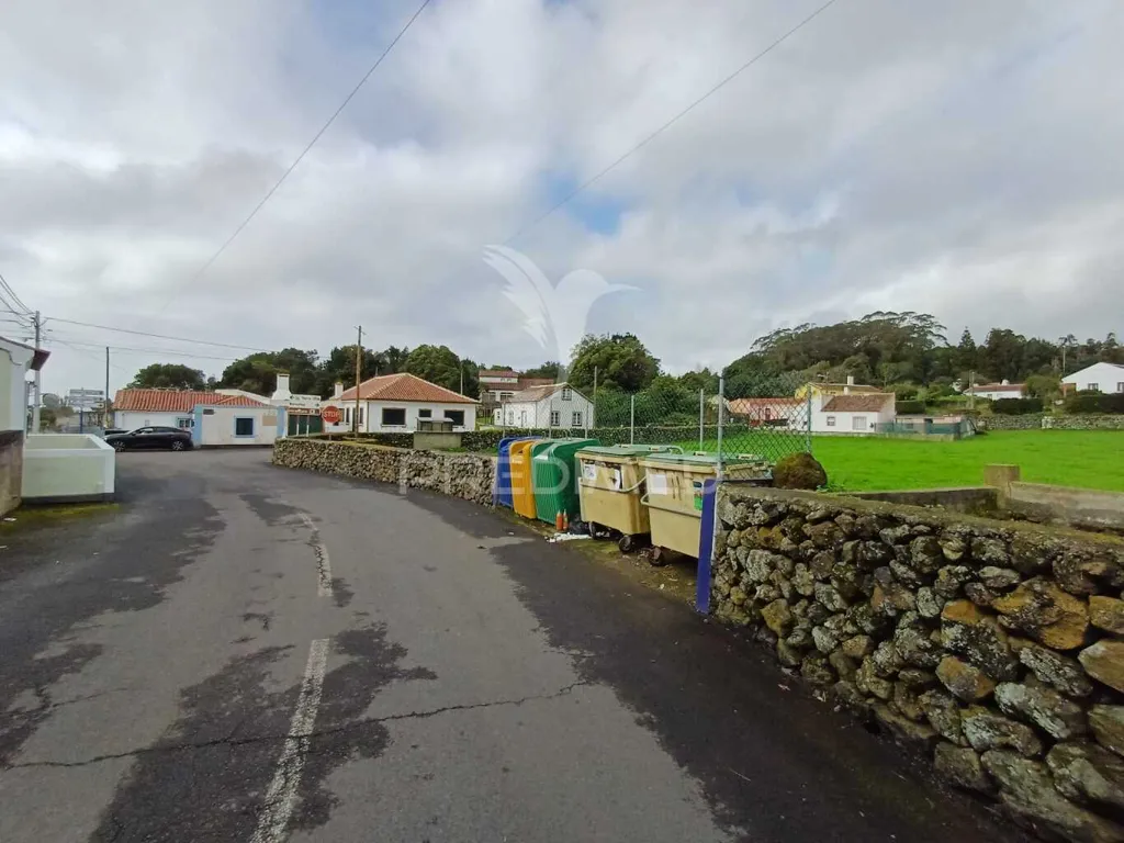 Välivaade - Construction Plot with City Access in Angra do Heroísmo
