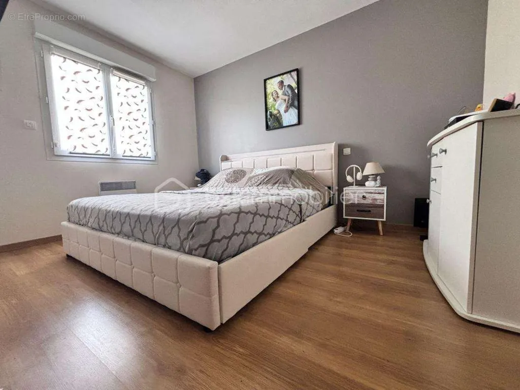 Chambres - Villa de Plain-Pied avec Piscine au Coufouleux