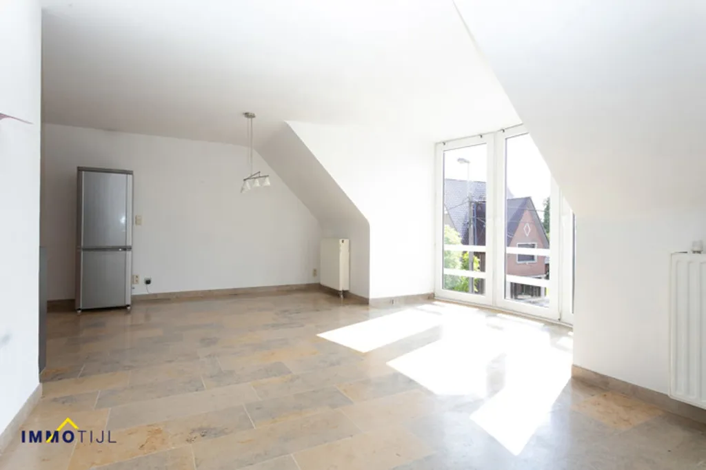 Elutuba - Duplex Apartment with Balcony in Buggenhout