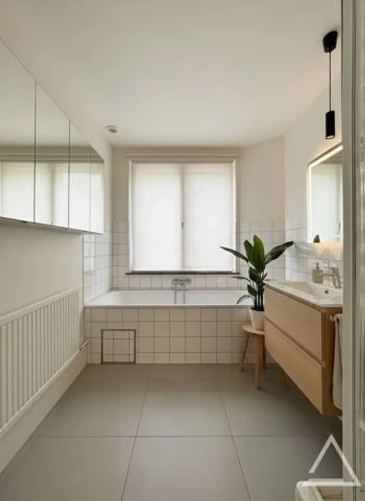 Salles de bain - Maison Bruxelloise avec Terrasse et Jardin au Châtelain