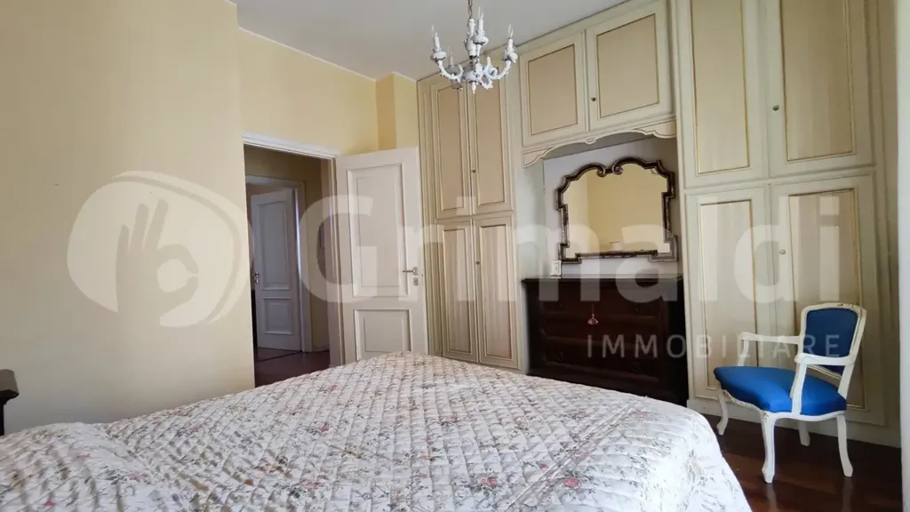 Chambres - Apartment with Balcony in Piacenza