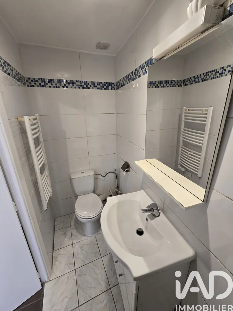 Vannitoad - Charming 2-Bedroom Apartment in Coulommiers