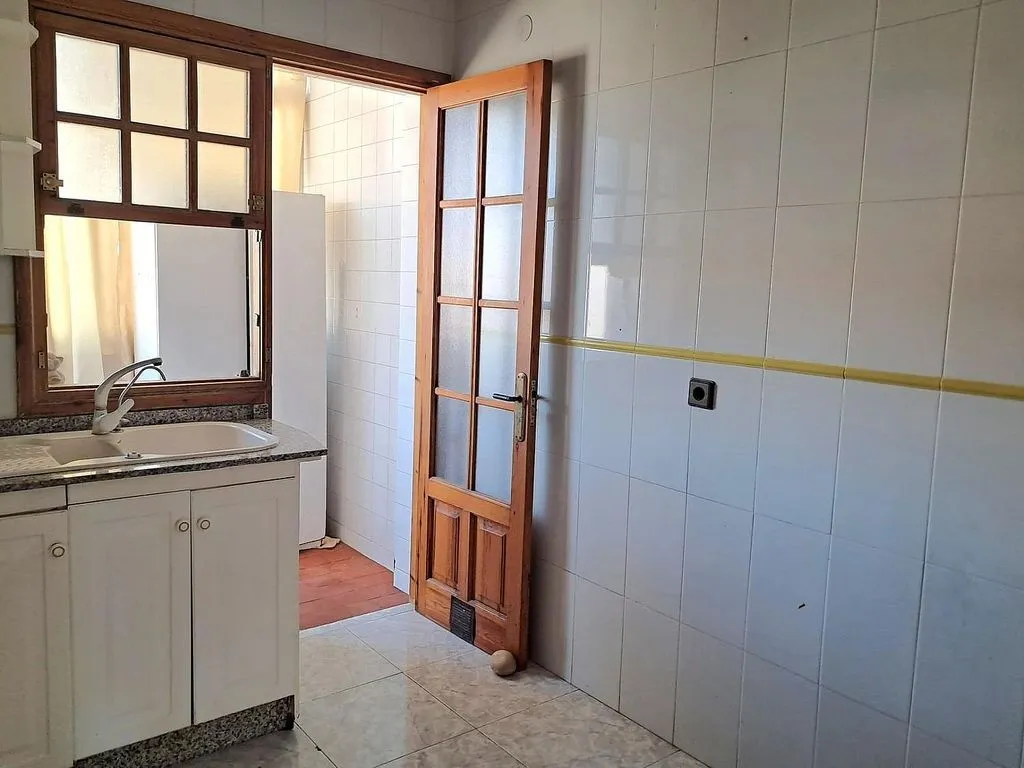 Cuisine - 3-Bedroom Flat with Terrace in Puente Tocinos