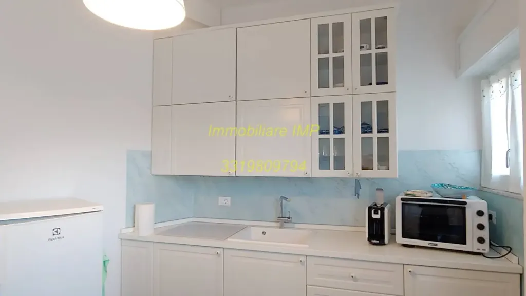 Cuisine - Modern Bilocale with Balcony in Loano