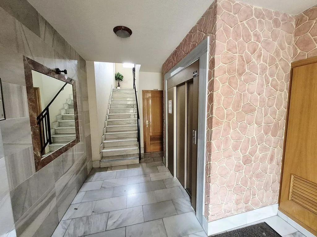 Esik - 3-Bed Flat with Balcony in Cabezo de Torres