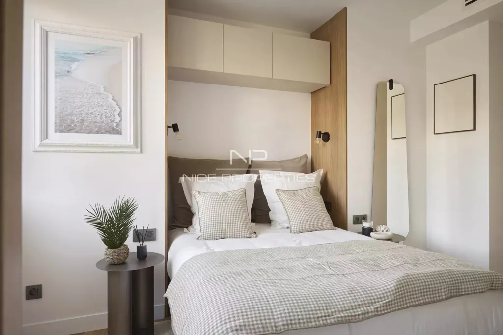 Chambres - Appartement avec Vue Mer et Terrasse à Cannes