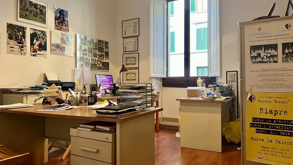 Kabinet - Historic Apartment with Terrazzo in Florence