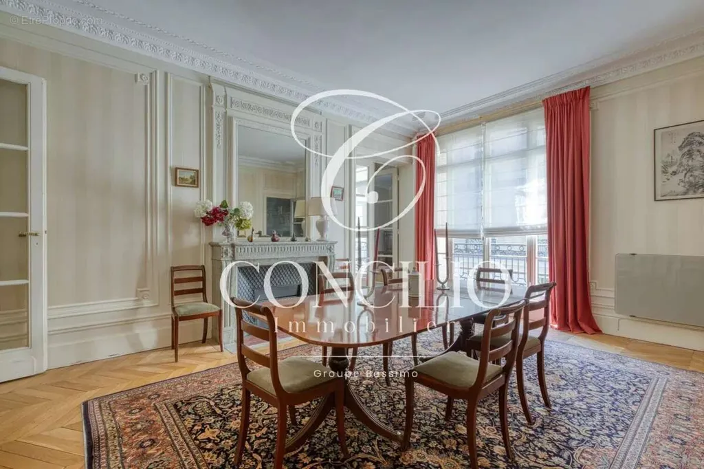 6-room apartment in Paris-17e