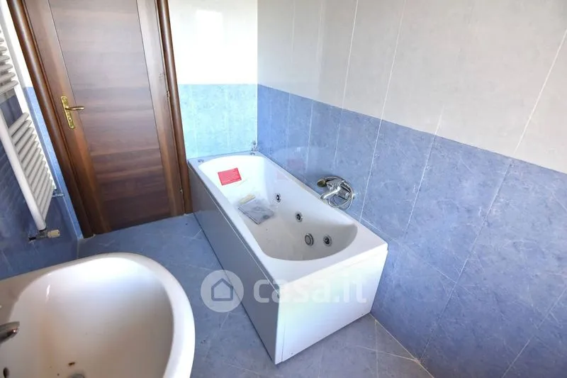 Vannitoad - Apartment with Parking in Lapio