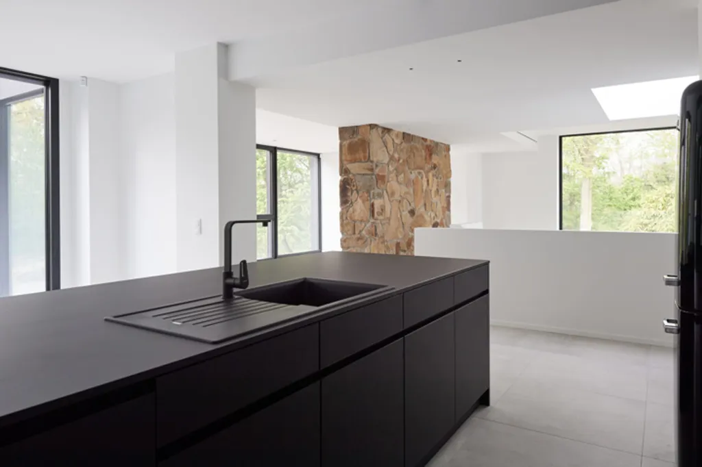 Cuisine - Villa Moderne avec Terrasse de 60 m² à La Hulpe