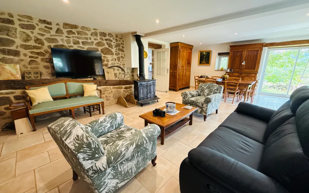 Séjour - Maison avec Deux Habitations Indépendantes à Empurany
