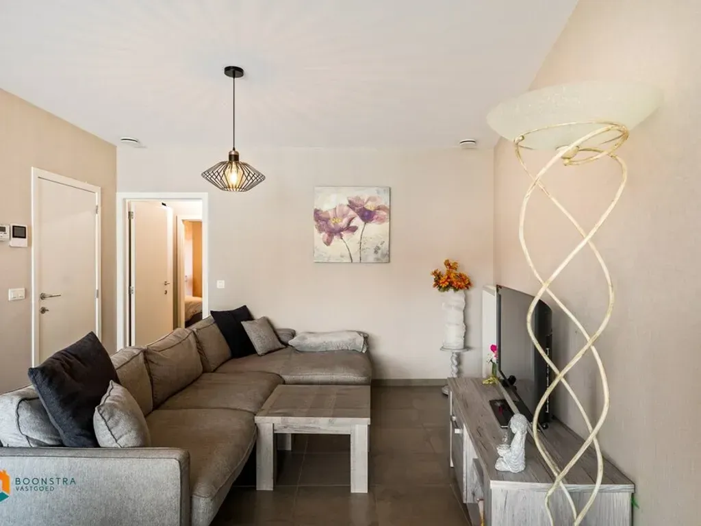 Elutuba - Modern Flat with Terrace in Koningshooikt