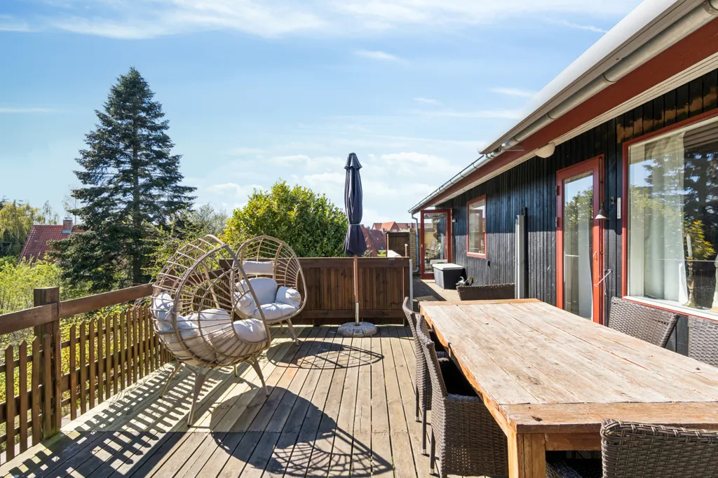 Terrass - Classical Villa with View in Egebjerg