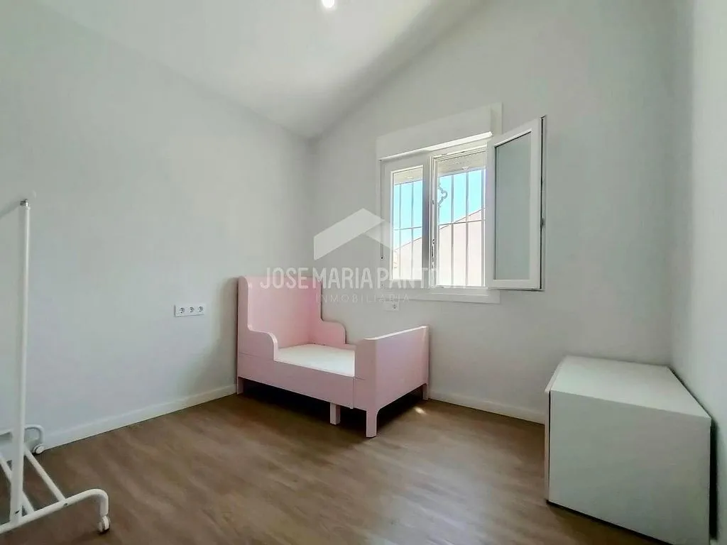 Magamistoad - Semi-Detached House with Pool in Este-Delicias