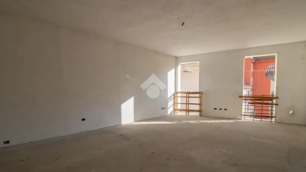 Rustic Tri-Storey Apartment in Lumezzane
