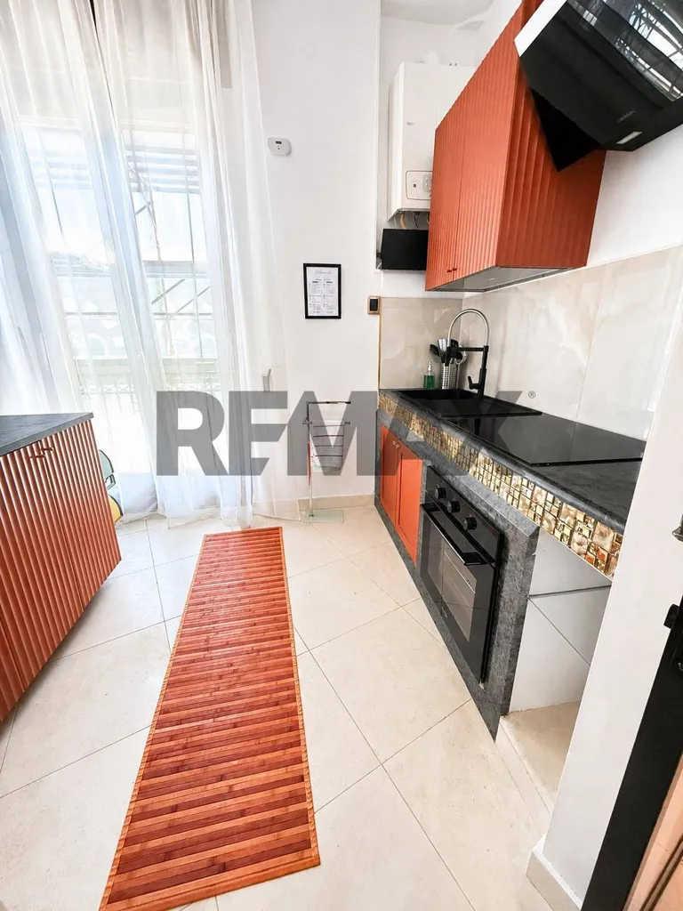 Cucina - Appartamento con terrazza nel centro di Salerno