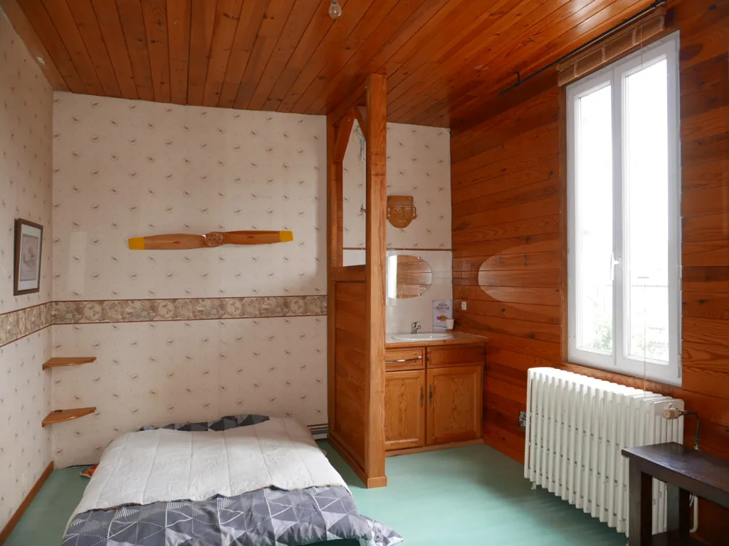 5-toaline maja asukohas Saint-Astier