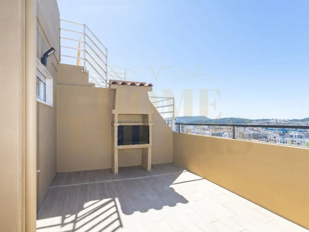Terrazza - Luxury Flat with Panoramic View in Setúbal