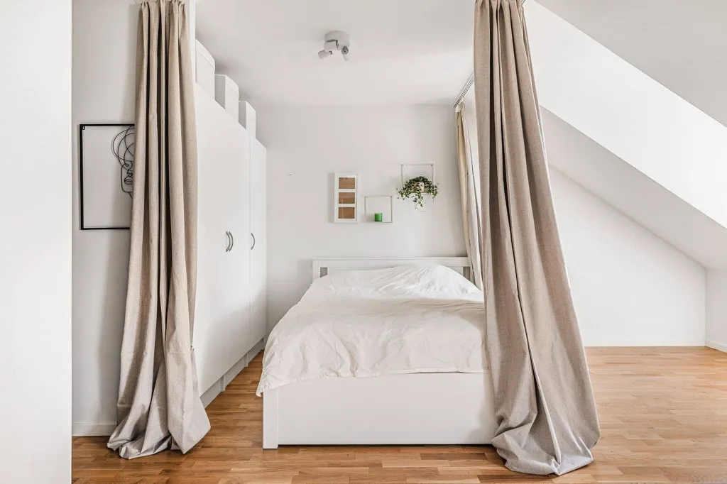 Magamistoad - Apartment with Private Storage in Duvkullen