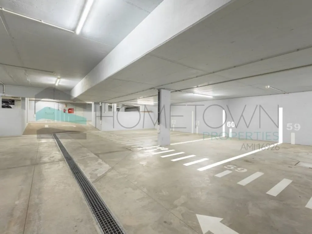 Garage - Luxury Flat with Pool in Vilamoura
