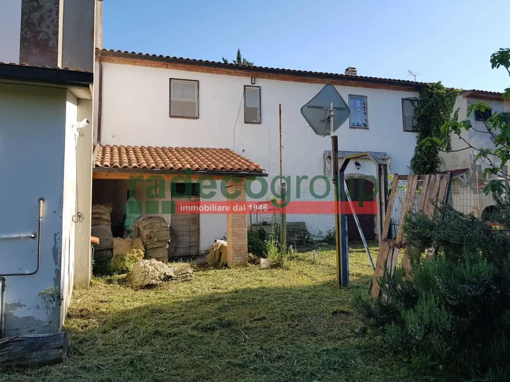 Aed - Tuscan Villa with Garden in Collesalvetti