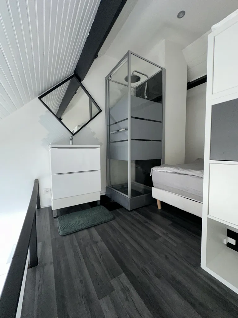Magamistoad - Meubled Duplex Studio in Savigny-sur-Orge