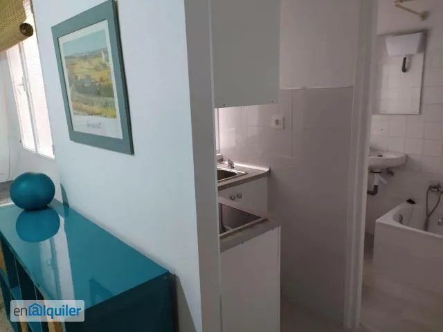 Bathrooms - Furnished Flat with Lift in Granada