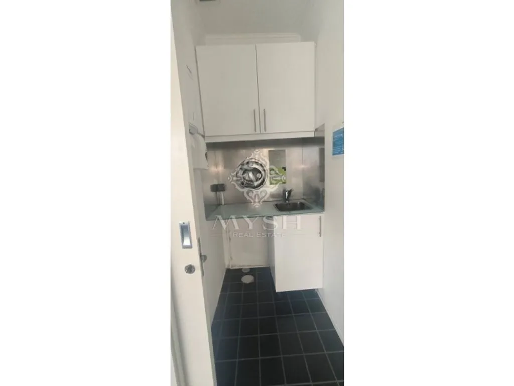 Cucina - Office with Parking in Parque das Nacoes, Lisbon