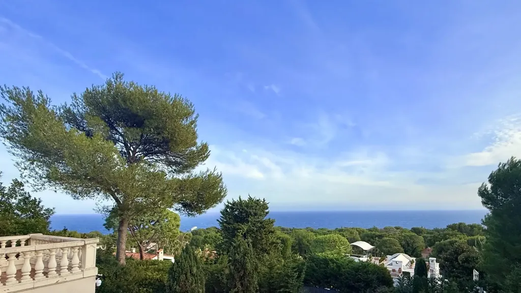Terrazza - Provençal Villa with Sea Views in Cap Ferrat