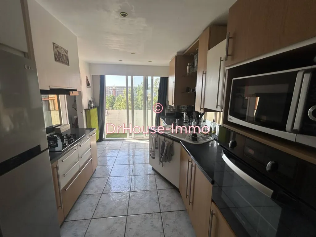 Cuisine - Appartement avec Vue Imprenable à Perpignan