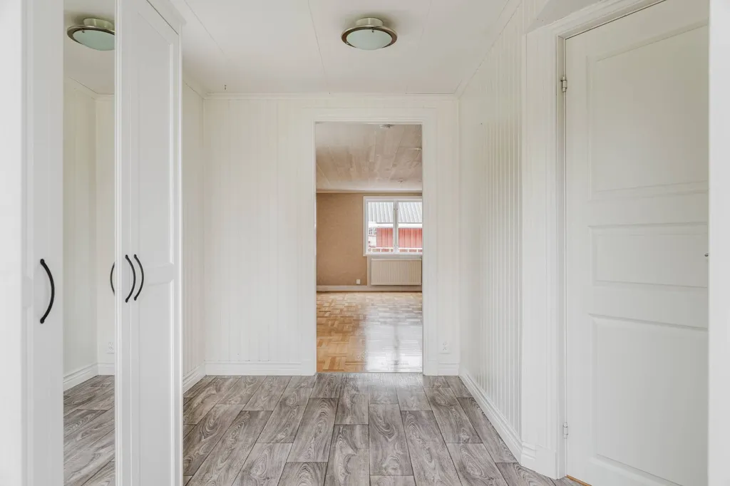 Entrée - Charming Villa with Garden in Linghed