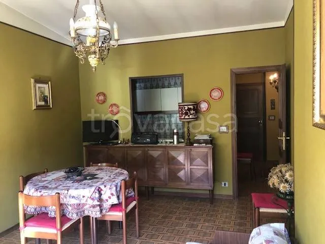 Söögituba - Apartment with Panoramic View in Limone Piemonte