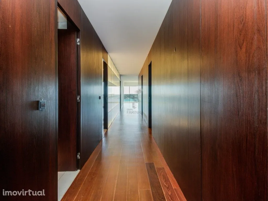 Esik - High Standard Flat with River View in Restelo