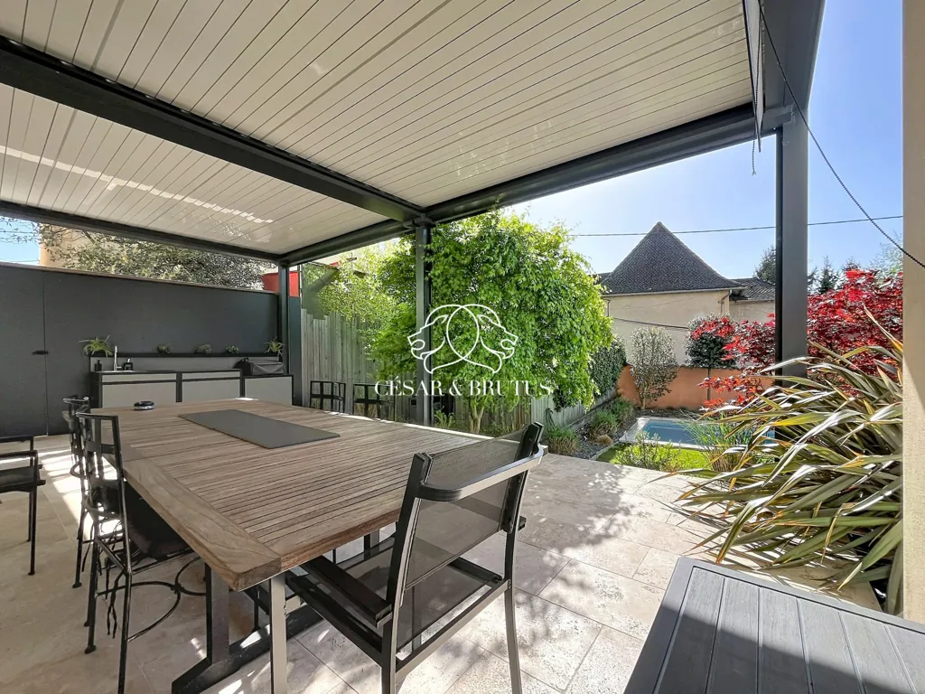 Terrace - Rearranged House with Pool in Saint-Chef