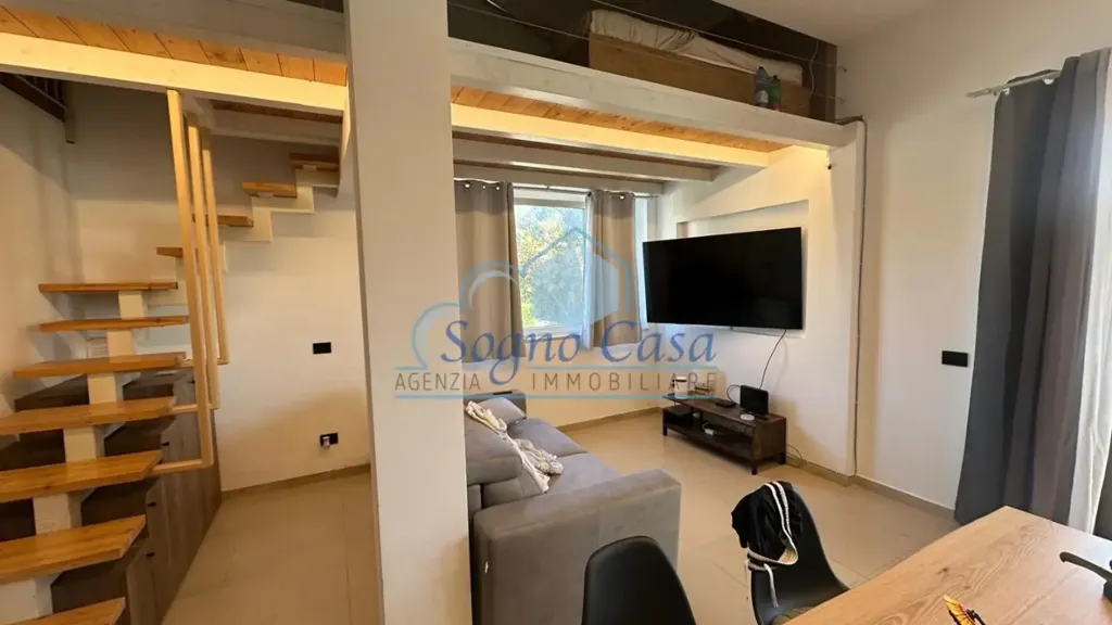Elutuba - Studio with Balcony in Sarzana