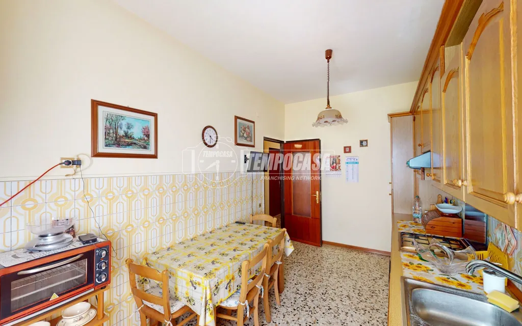 Sala da pranzo - Piano Terra Apartment with Box in Loreto