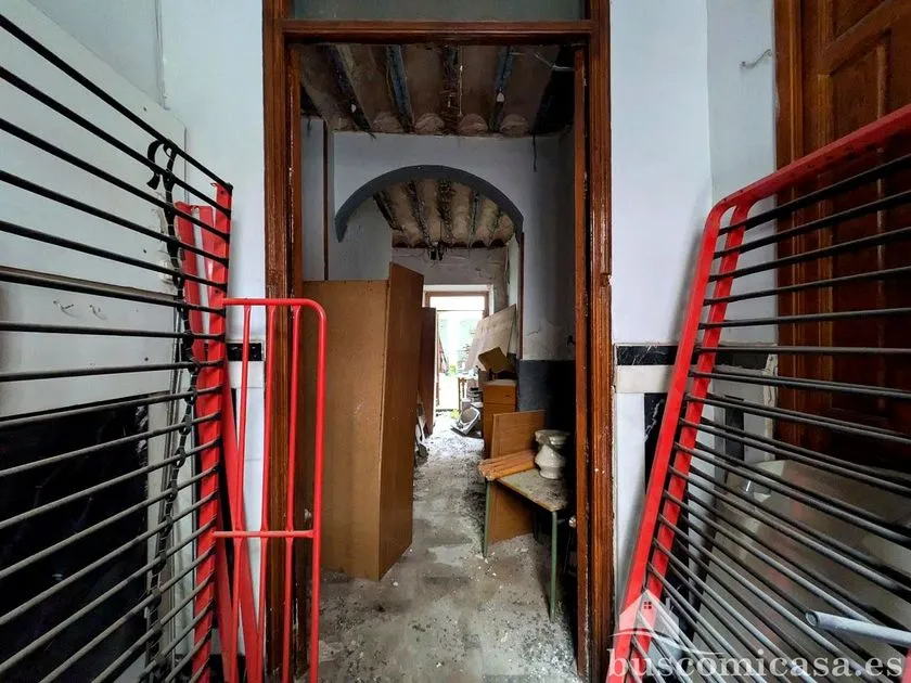 Rooms - Villa for Renovation in Linares Centre
