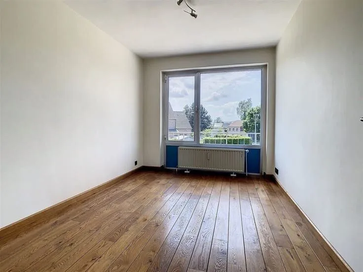 Pièces - Appartement à Bost, Tienen, près de Kennedypark
