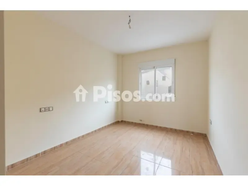 Rooms - New Flat with Balcony in Güevéjar