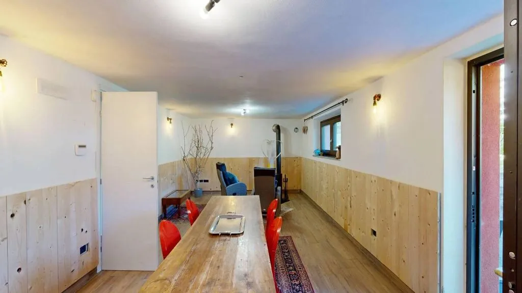 Salle à manger - Rustic Villa with Private Garden in Tradate