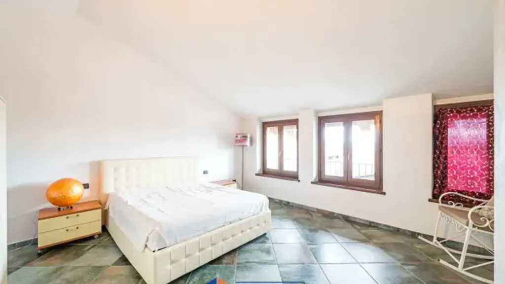 Bedrooms - Rustic Villa with Private Garden in Genola