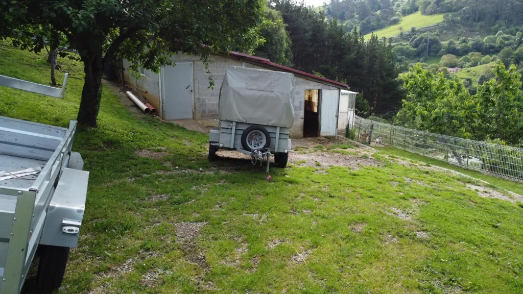 Jardin - Buildable Plot with Garden in Leorio